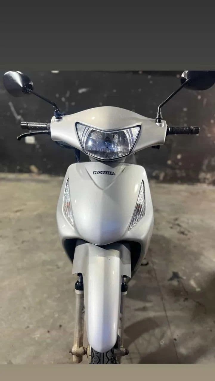 Biz 125 prata 