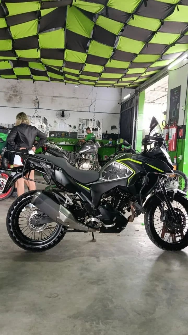 versys 300x completa com acessorios 