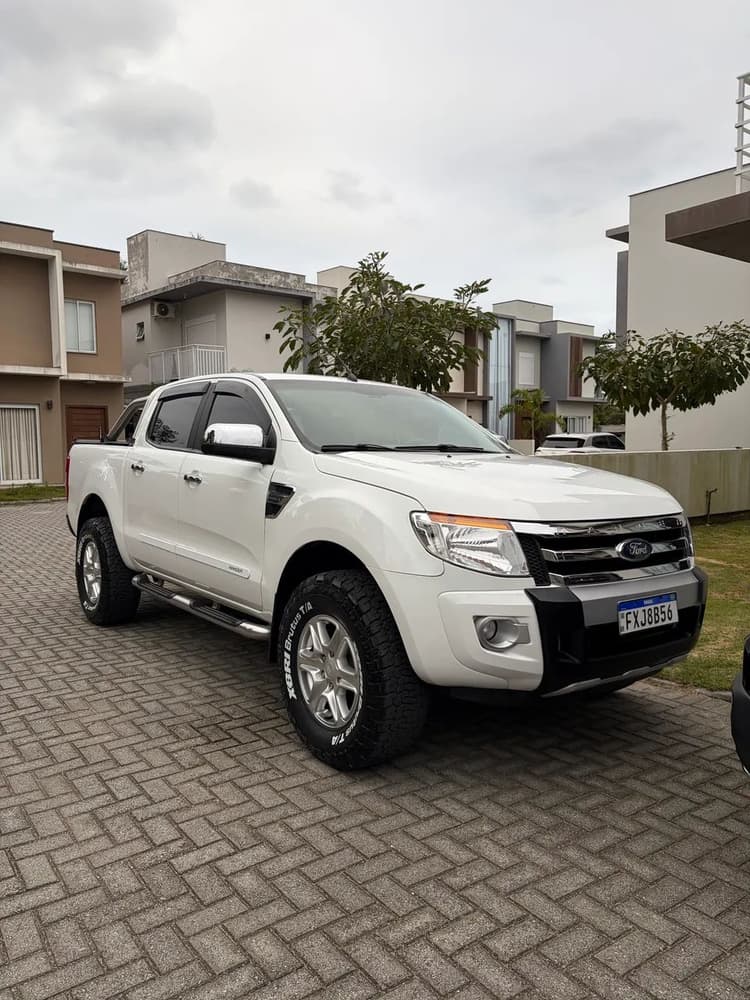Ford Ranger XLT 2.5 16V 4X2 CD Flex 2015