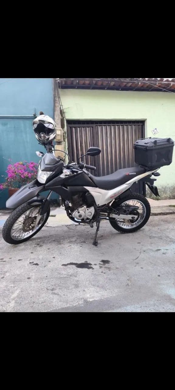 Vendo Bros muito nova 