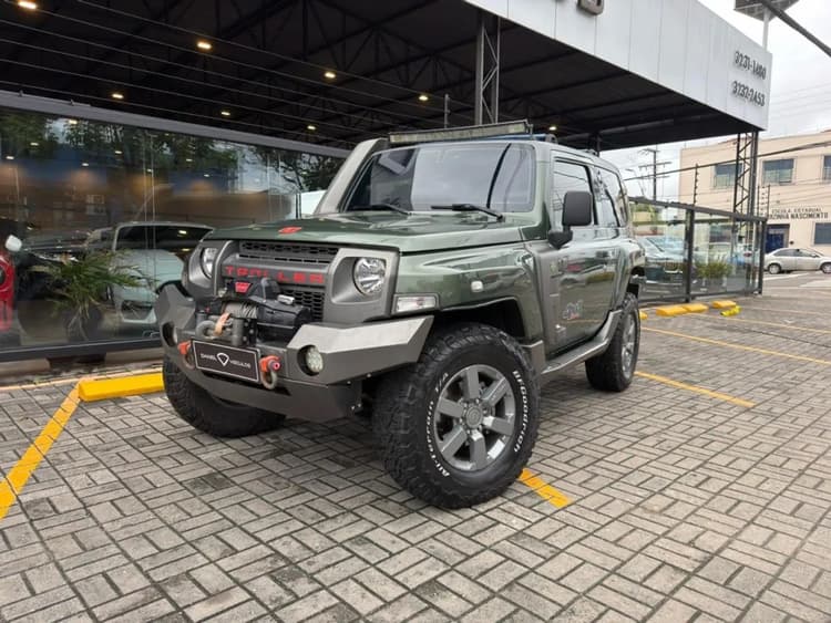 Troller T-4 XLT 3.2 2015