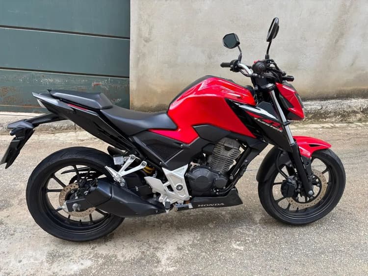 CB 300F TWISTER COM ABS!!!