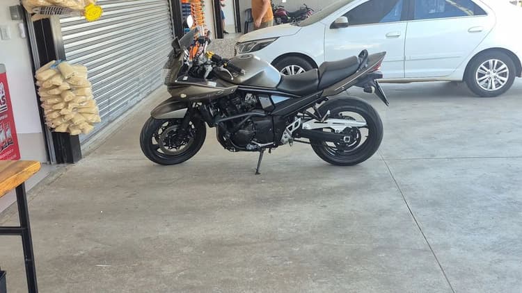 Moto bem conservada 
