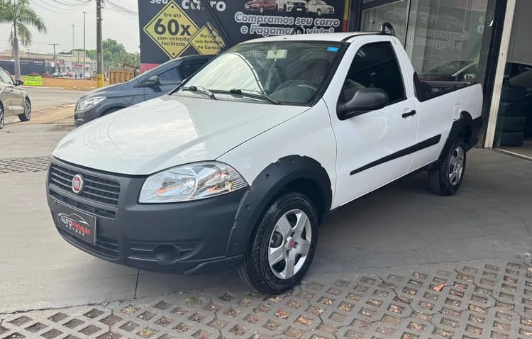 Fiat Strada Working Plus 1.4 8V Flex CS 2013