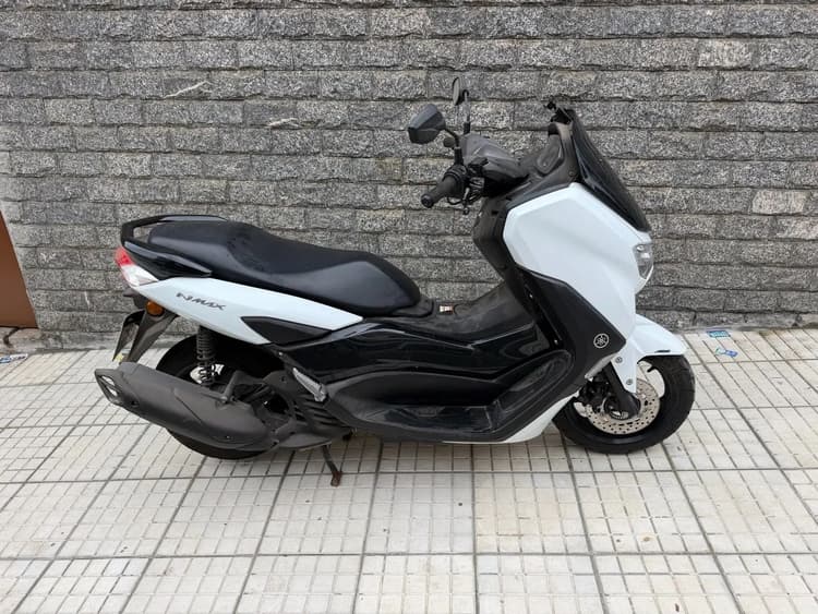 NMAX 2022
