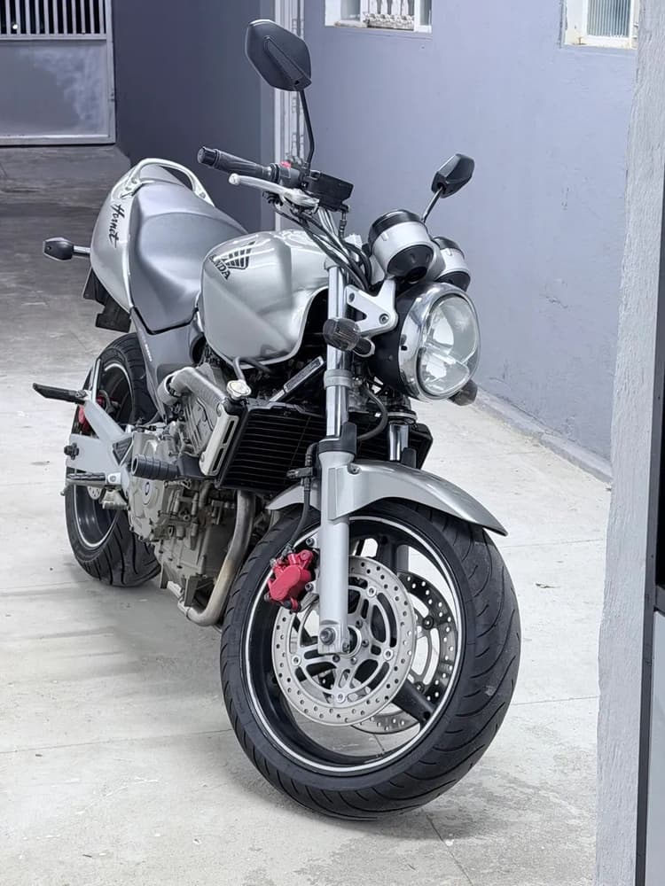Vendo hornet 