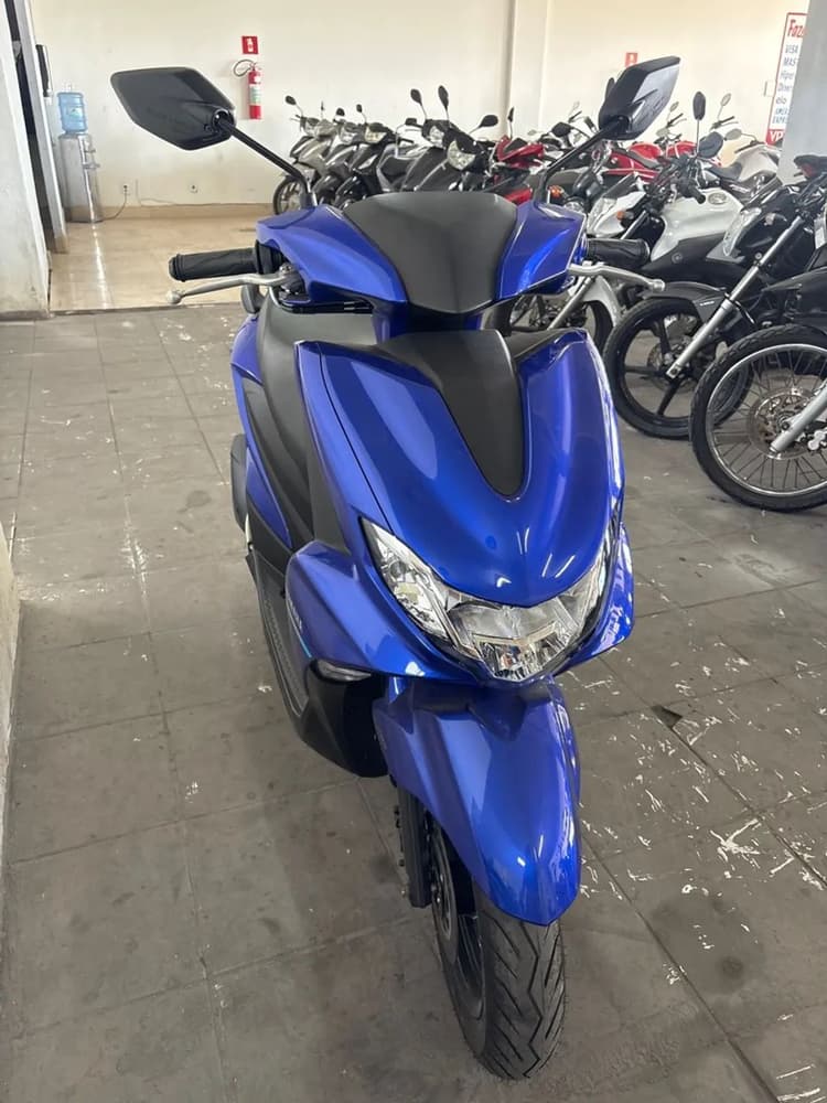 YAMAHA FLUO IMPECÁVEL 