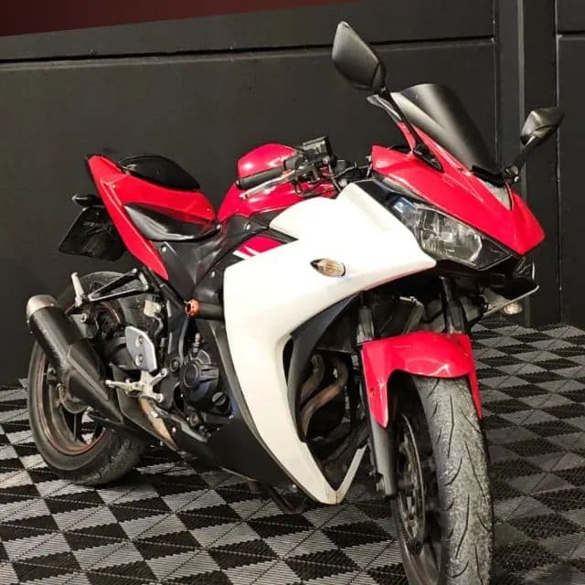 Yamaha YZF R-3 2016