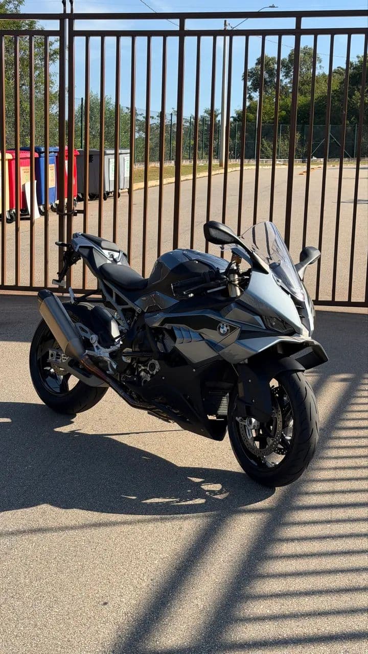 BMW s1000