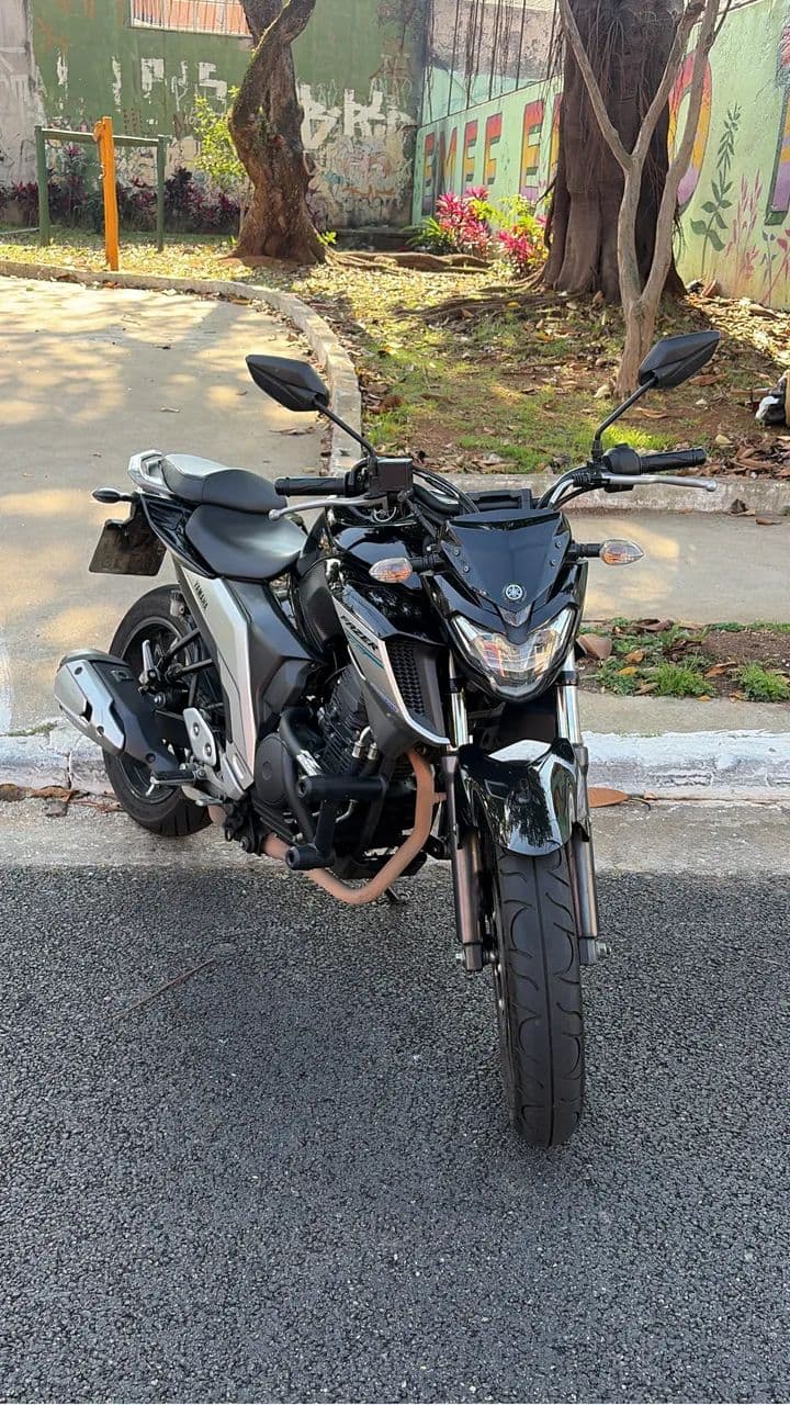 FZ25 2021/21 Zerada, só pegar e transferir 