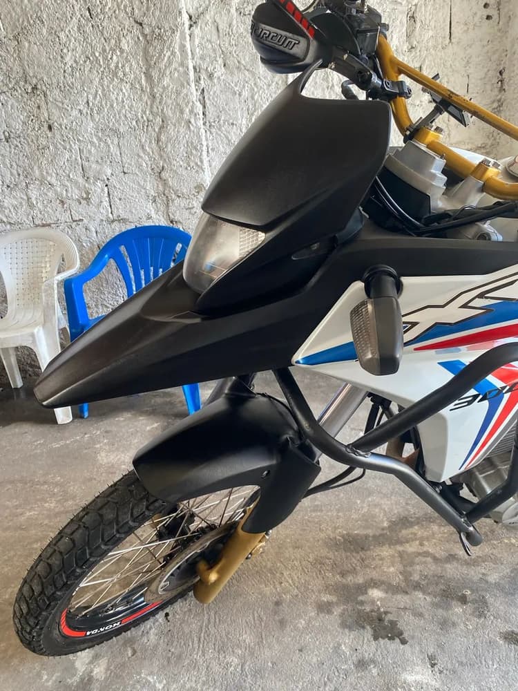 XRE 300