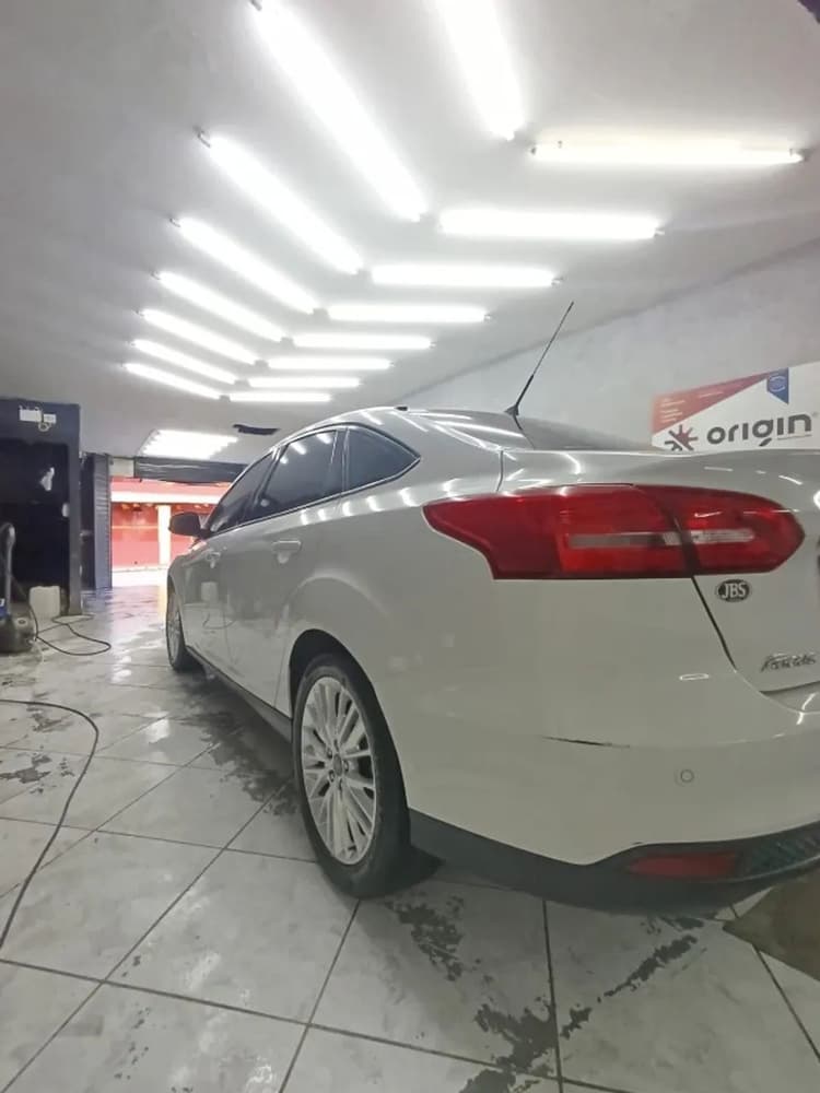 Ford Focus Fastback Se/se Plus 2.0 Flex Aut. 2016