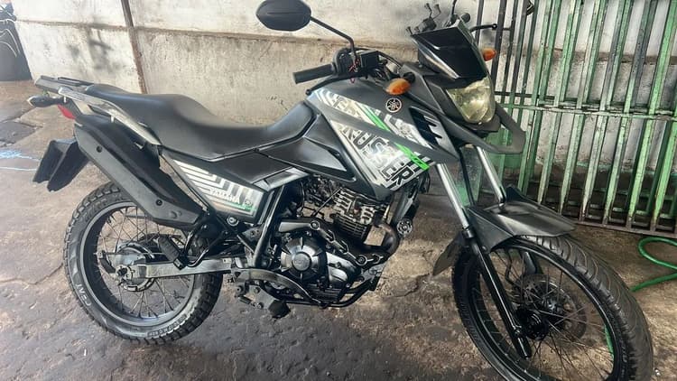 Crosser 2015