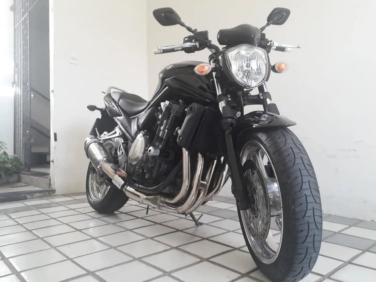 BANDIT 650N MUITO CONSERVADA