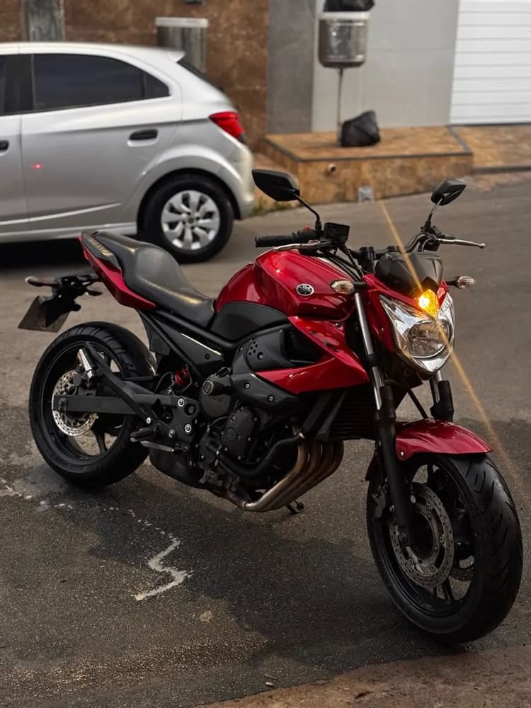 XJ6 2012