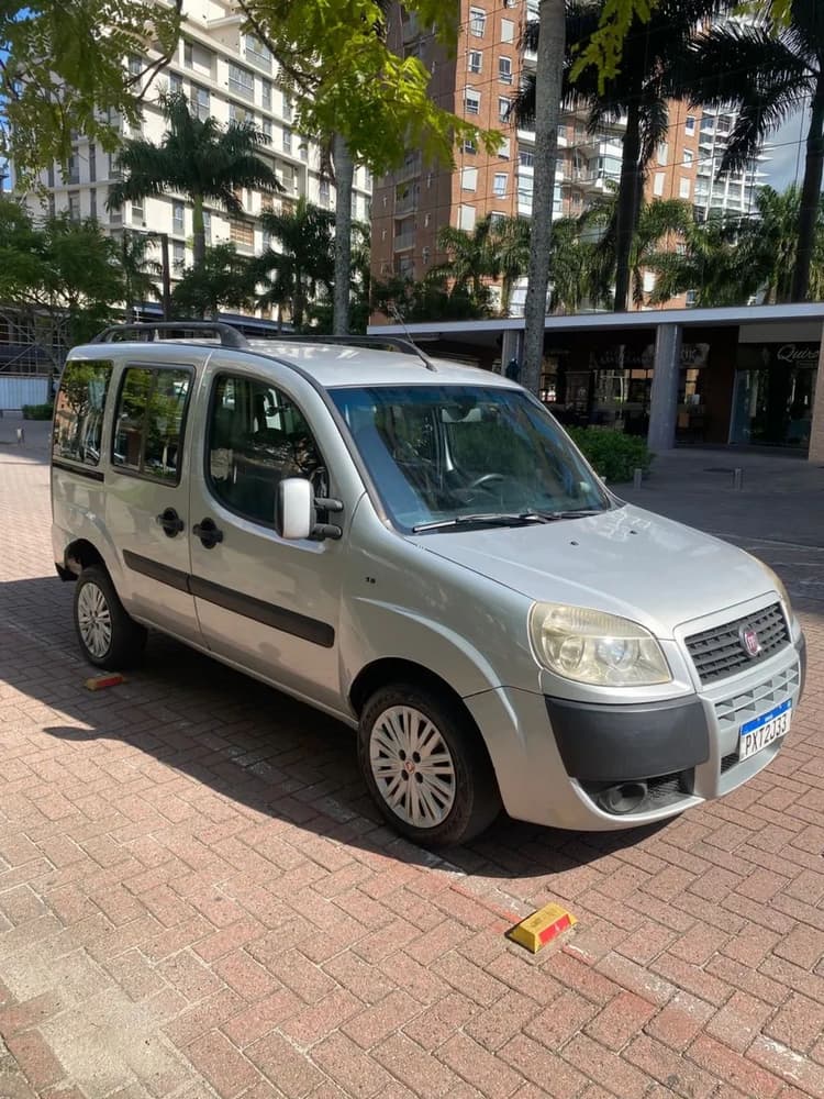 Fiat Doblo Essence 1.8 Flex 16V 5P 2016