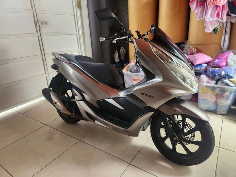 PCX ABAIXO DA TABELA