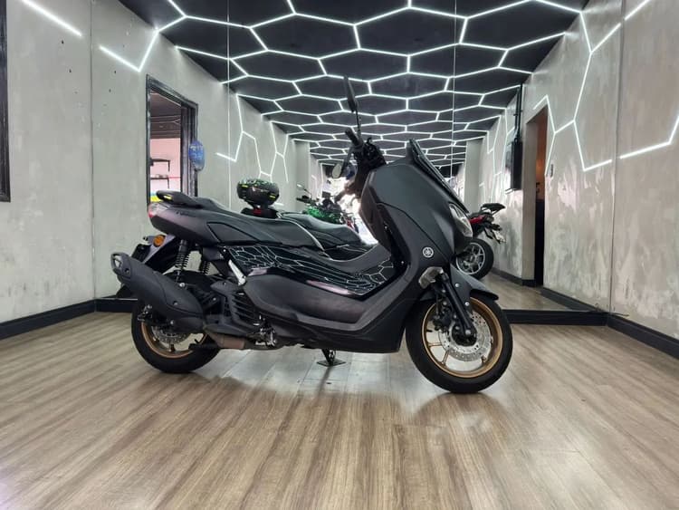 YAMAHA NMAX 160