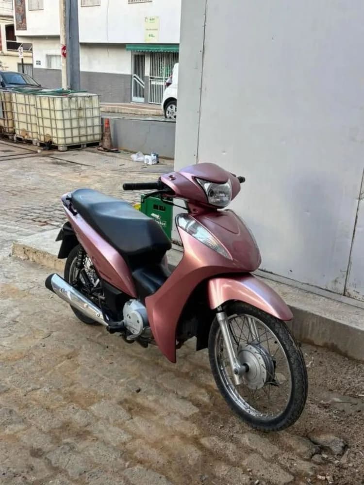 Biz 125 es 2010