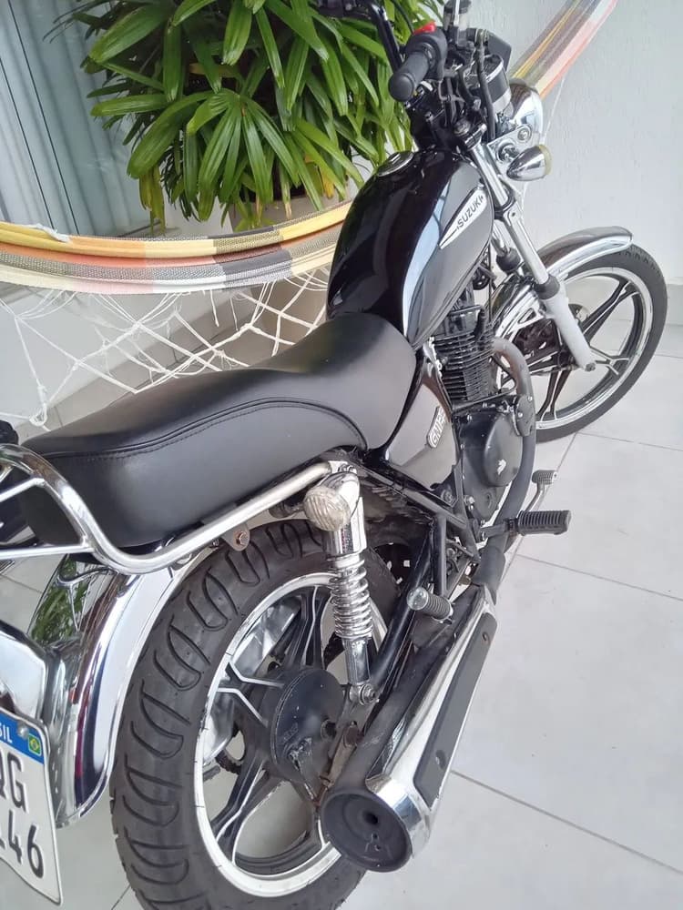 Vendo Intruder 125 2011 