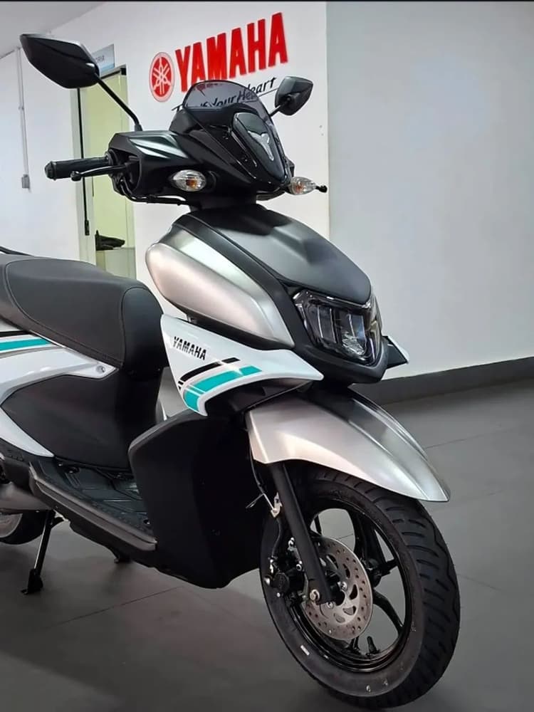 Nova Yamaha ZR