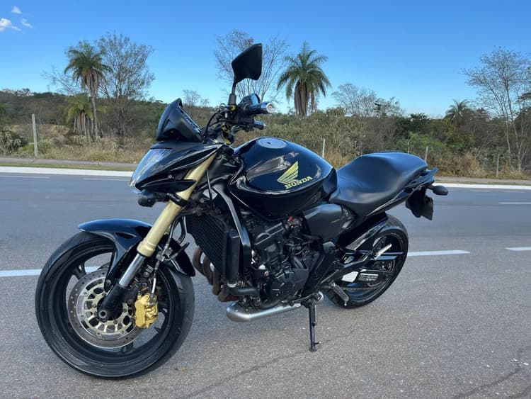 Hornet 600 impecável 