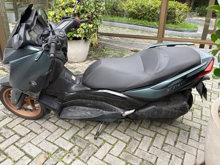 Vendo Xmax nova