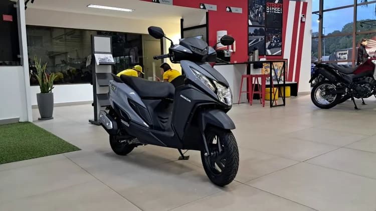 HONDA ELITE 125 0KM.