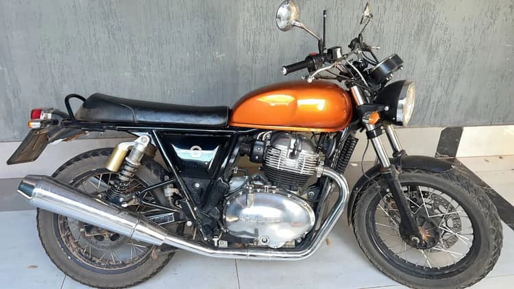Royal Enfield ( Interceptor 650 ) 
