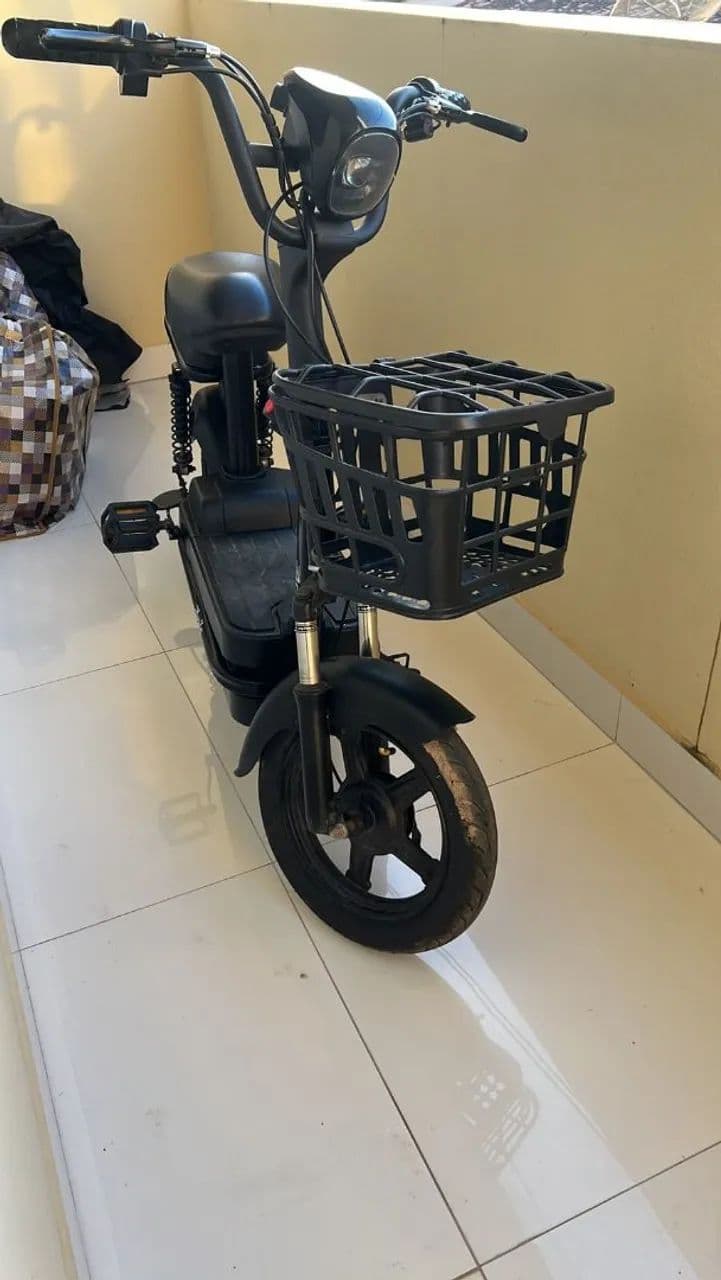 Motocicleta elétrica 