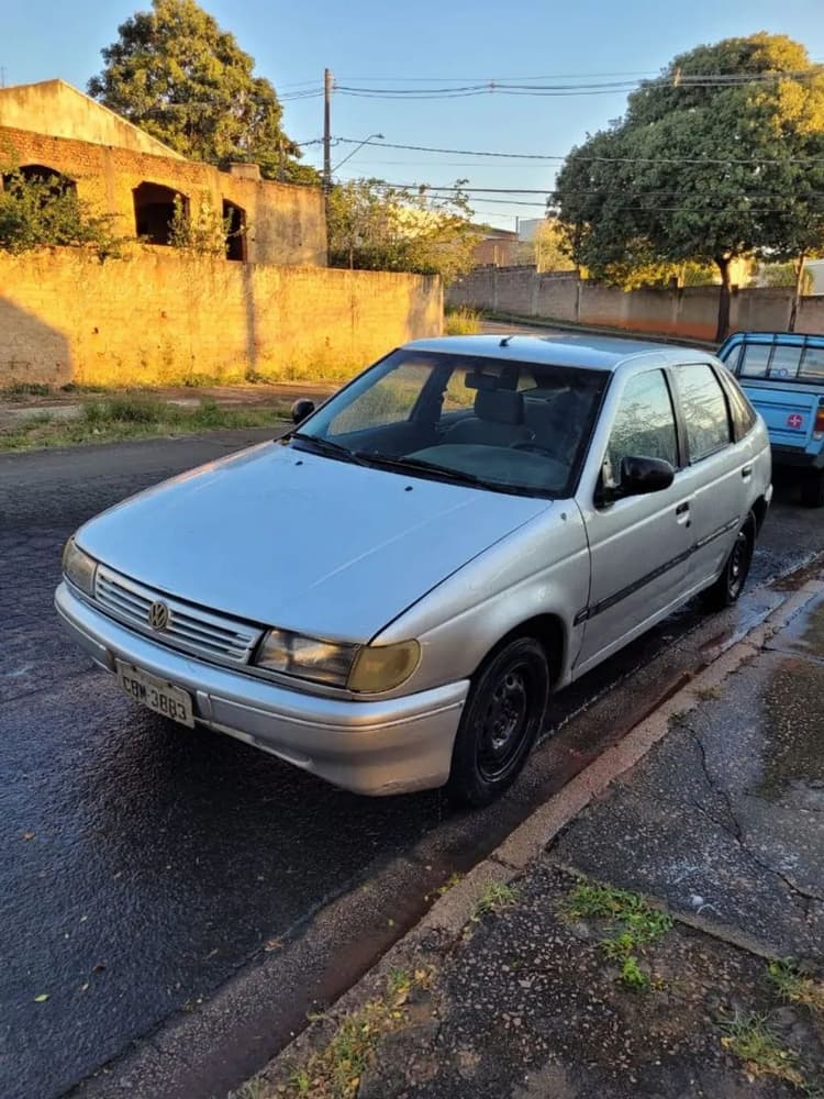 Volkswagen Pointer 1.8 / CLI 1996