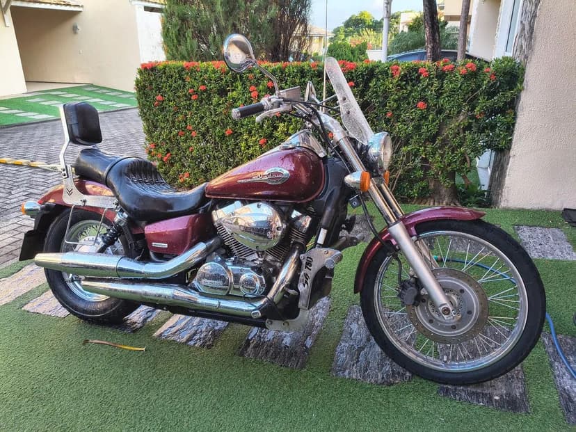 Shadow 750 Extra 