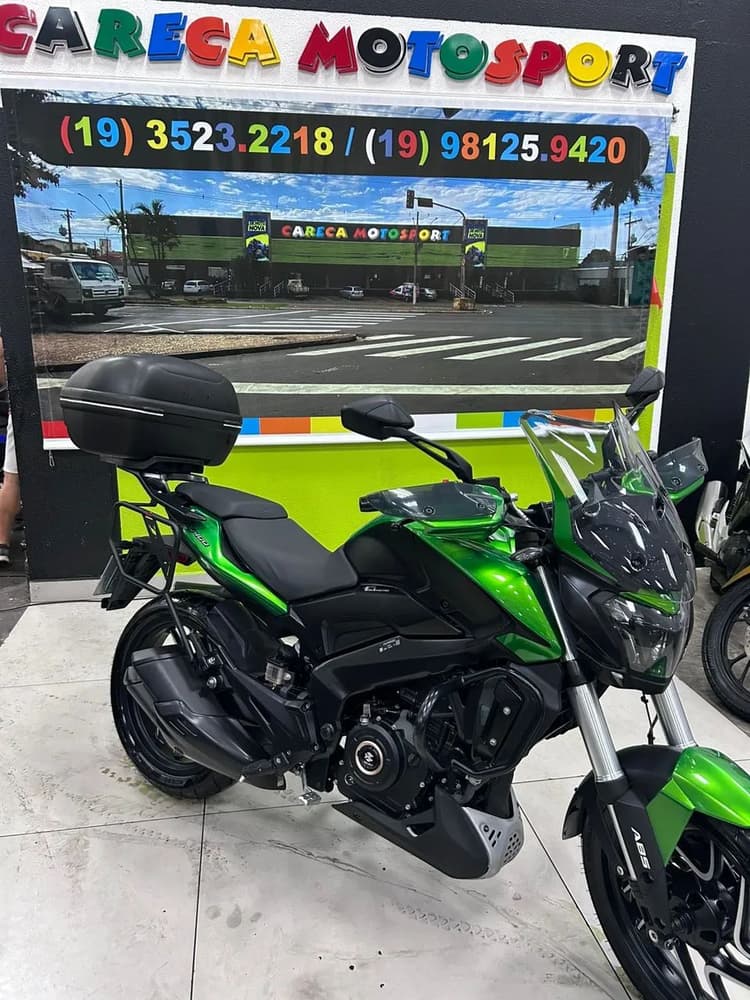 BAJAJ DOMINAR 400