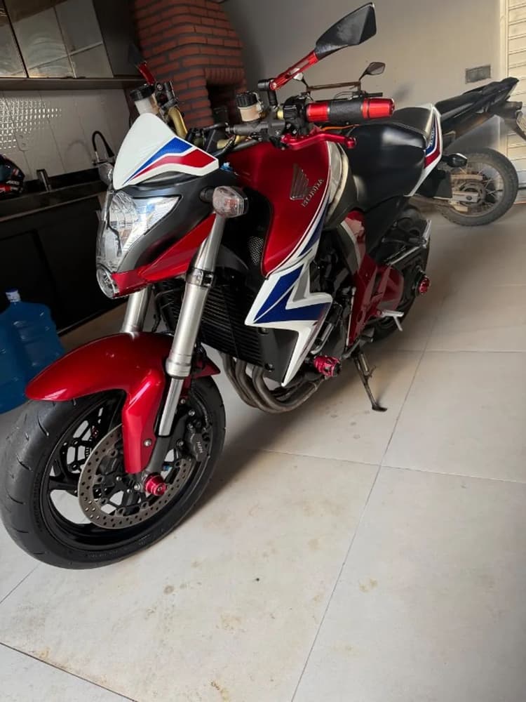 CB1000r