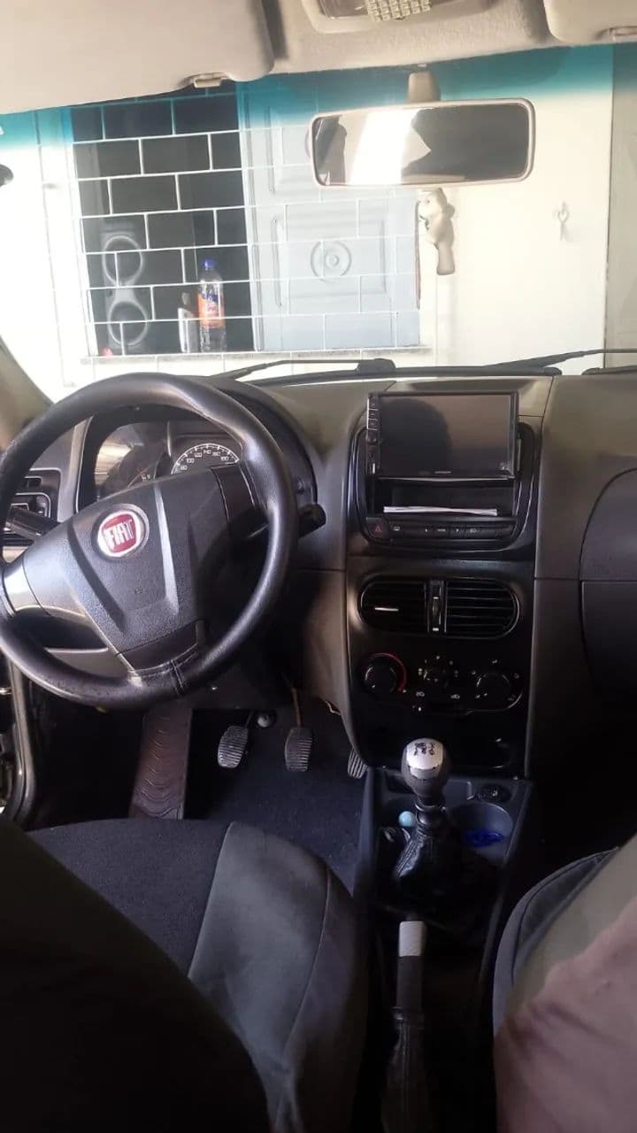Fiat Siena EL 1.0 MPI Fire Flex 8V 4P 2013