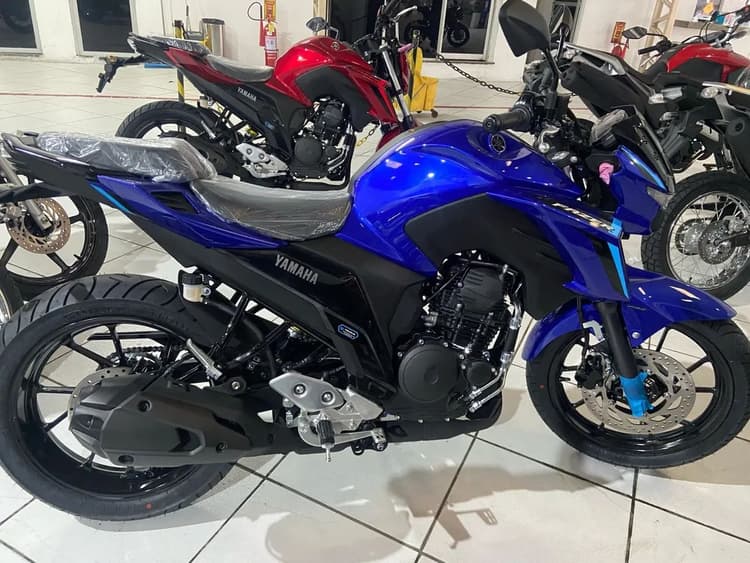 FZ25 ABS Connected 2026