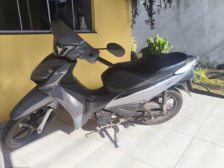 Vendo moto 