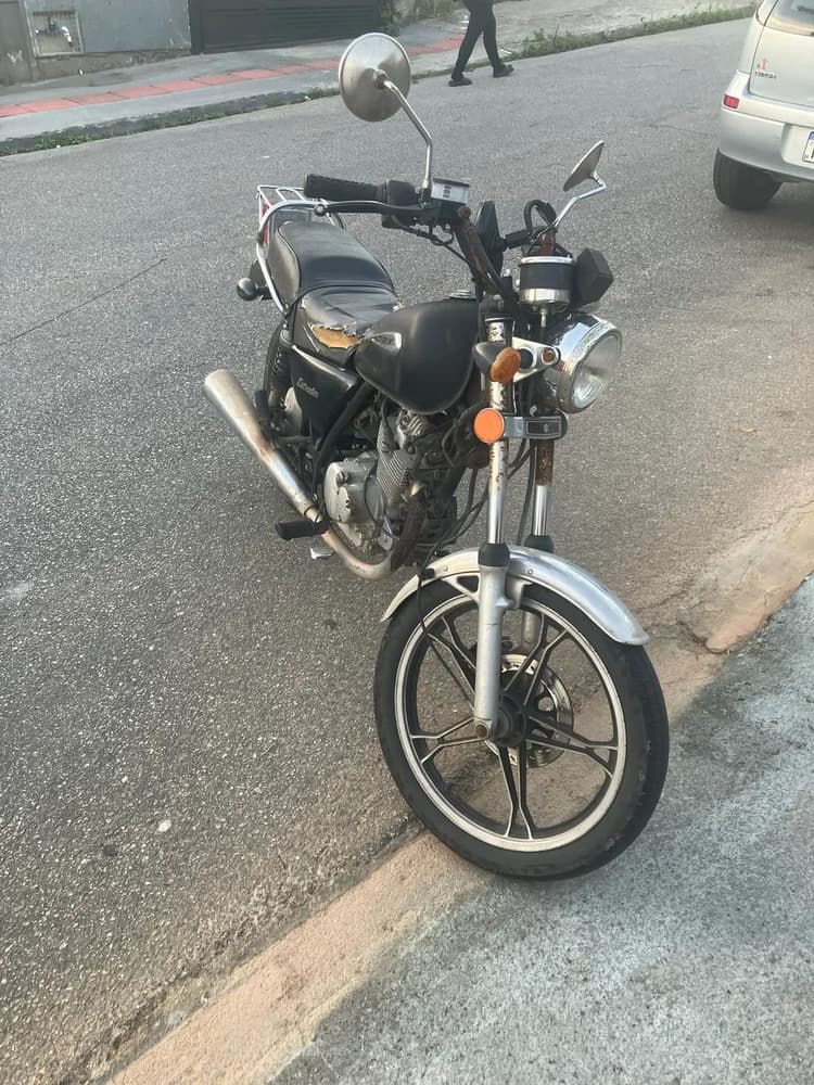 Suzuki Intruder 125