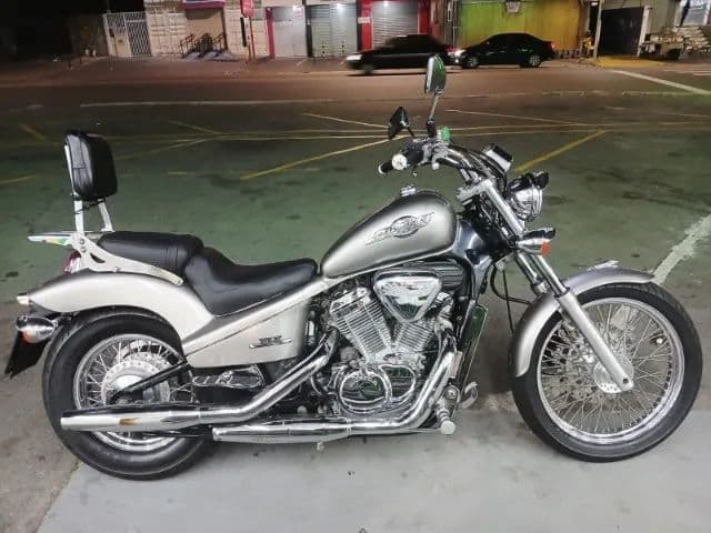 Vendo Shadow 600cc