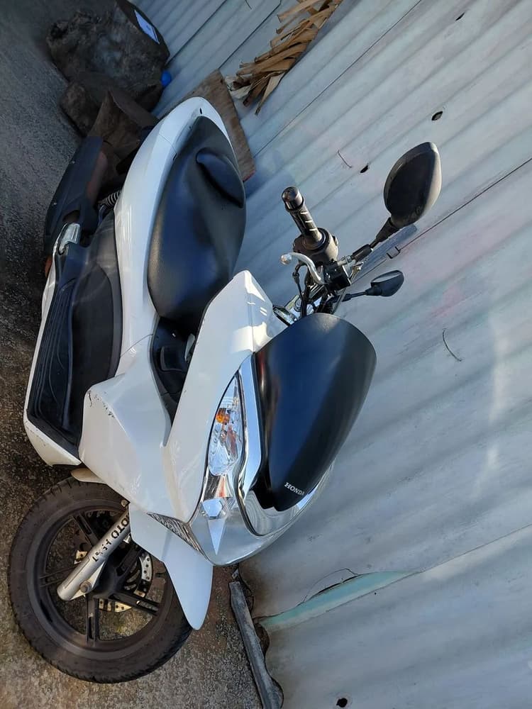 HONDA/ PCX 150.
