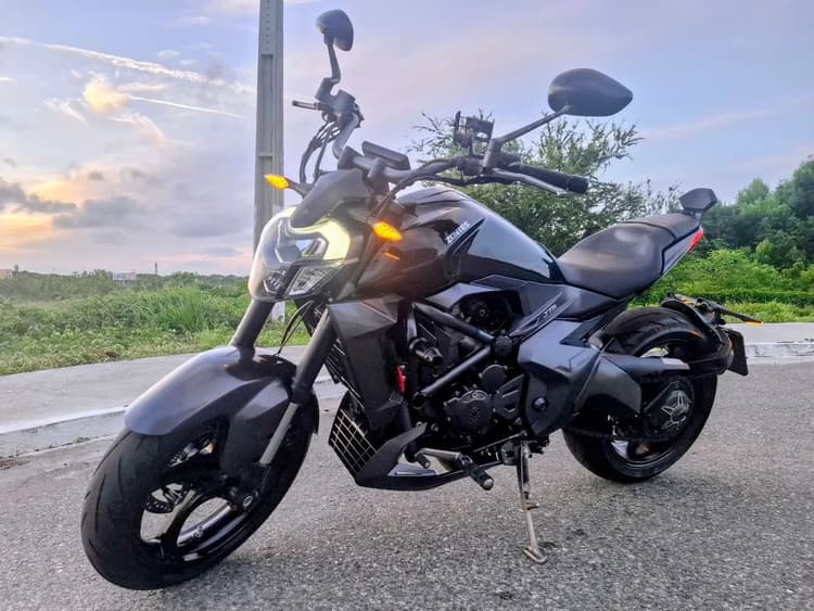 Moto V350