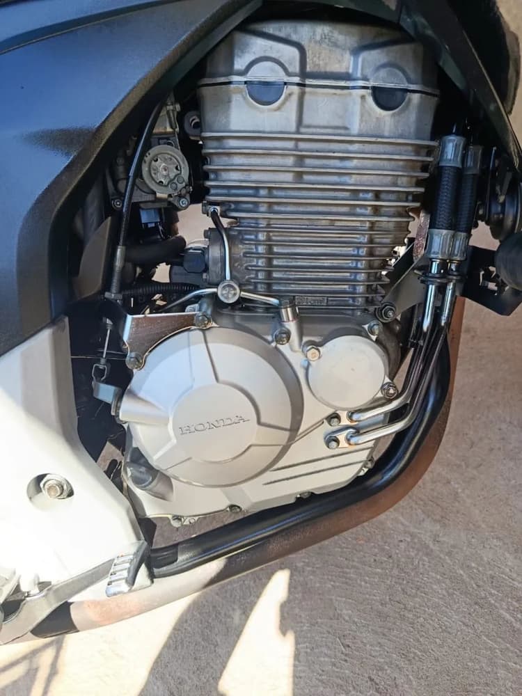 Honda Cb300