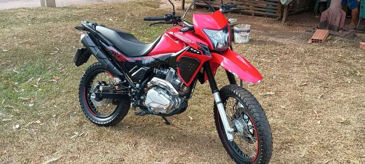 Moto semi nova revisada