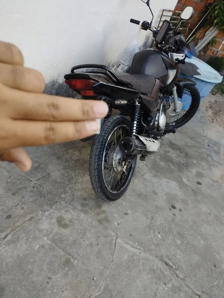 .Yamaha Factor 125 .