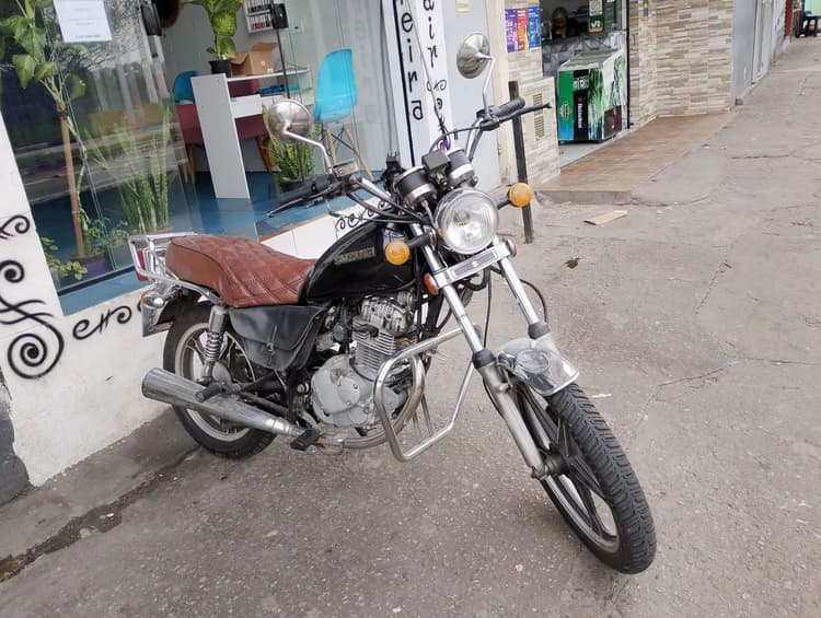 Suzuki intruder 2006