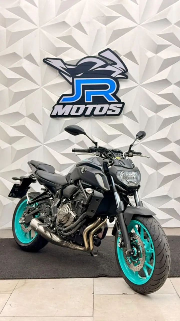 YAMAHA MT-07 ABS 2025