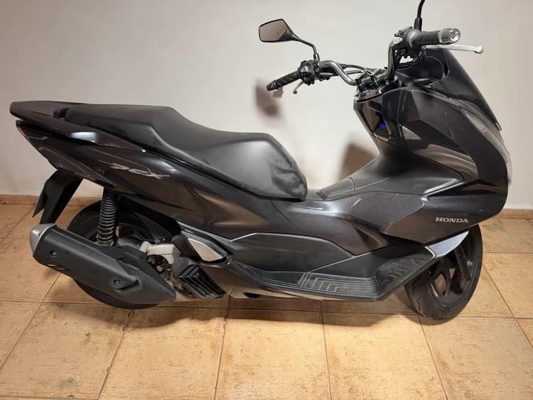 PCX 2023 pouco rodada