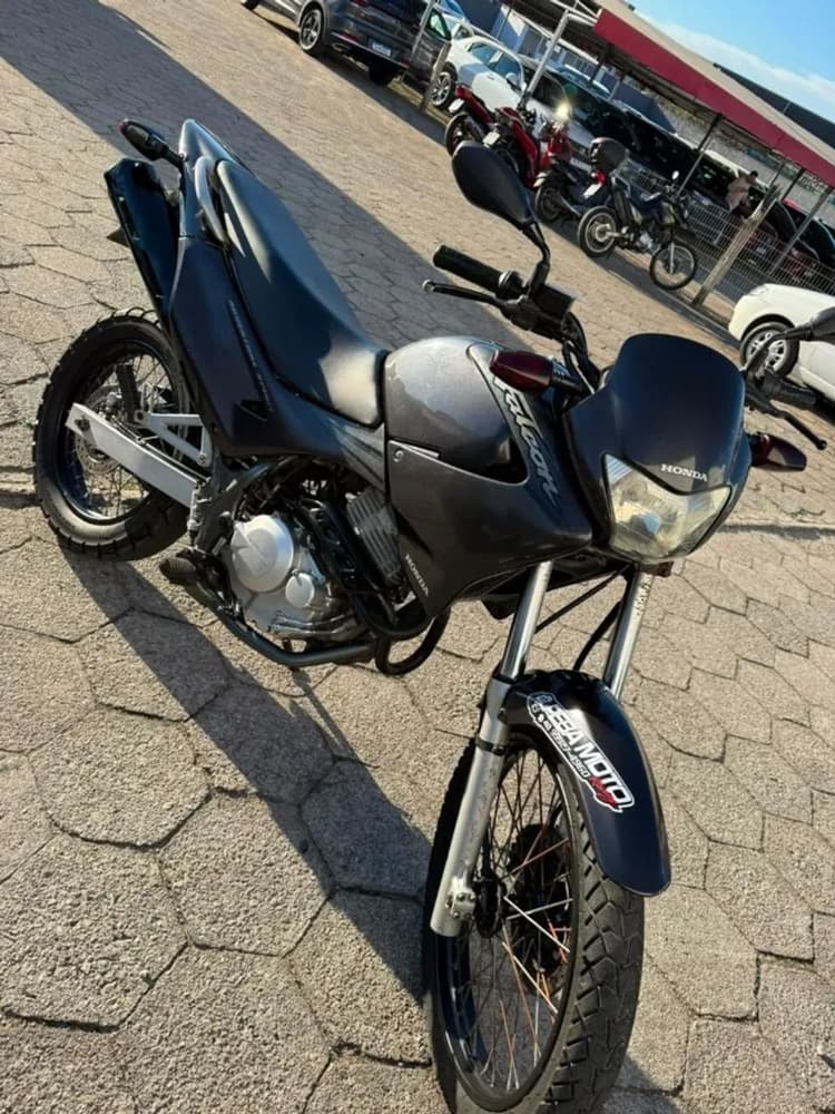 FALCON NX 400 - REPASSE EM OTIMO ESTADO