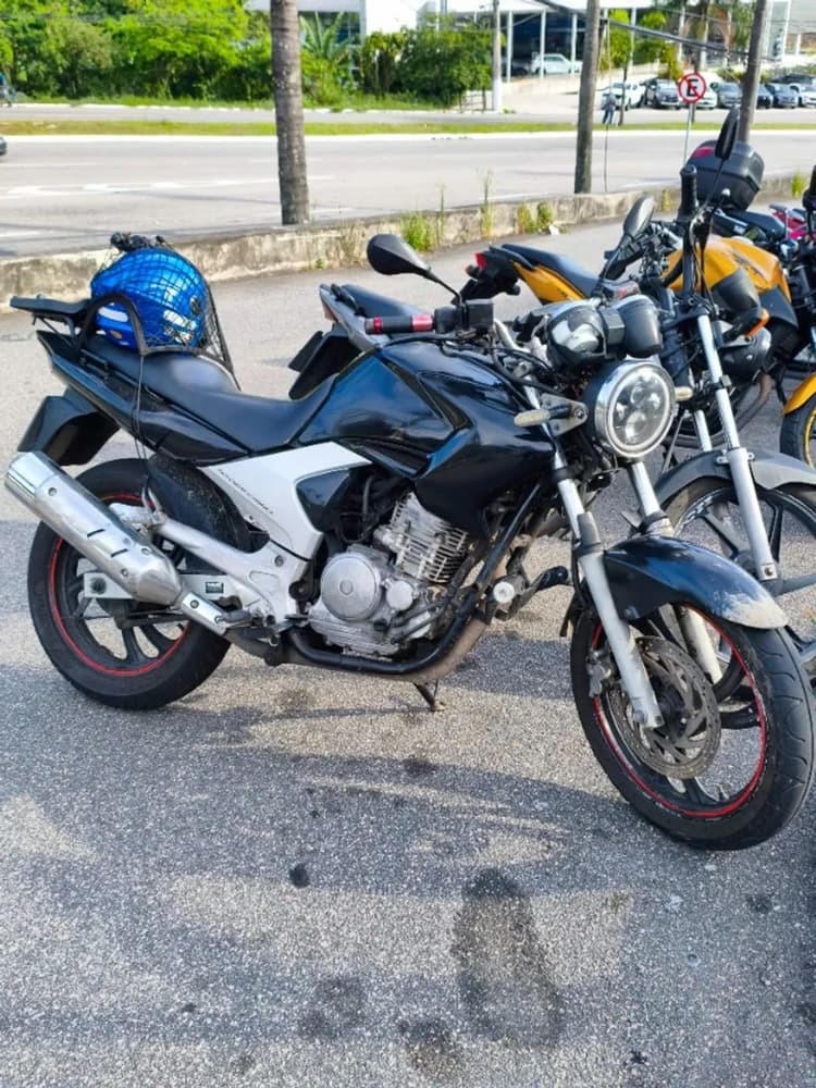 Fazer 250