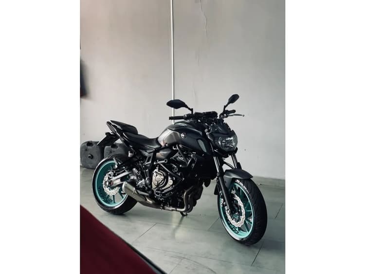Yamaha Mt-07 2025